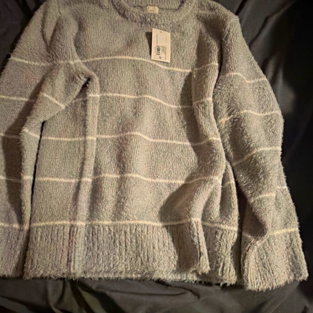 A New Day Women’s Plus 1X Gray White Striped Fuzzy Chunky-Knit Pullover
